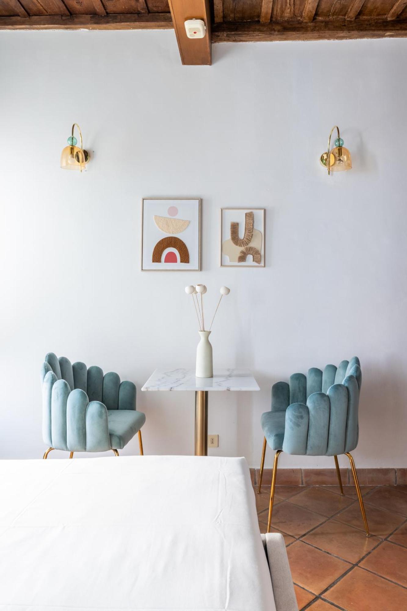 Suite Trevi - Charming Loft Near Trevi Fountain Рим Екстер'єр фото